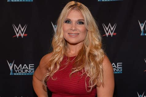 beth phoenix net worth